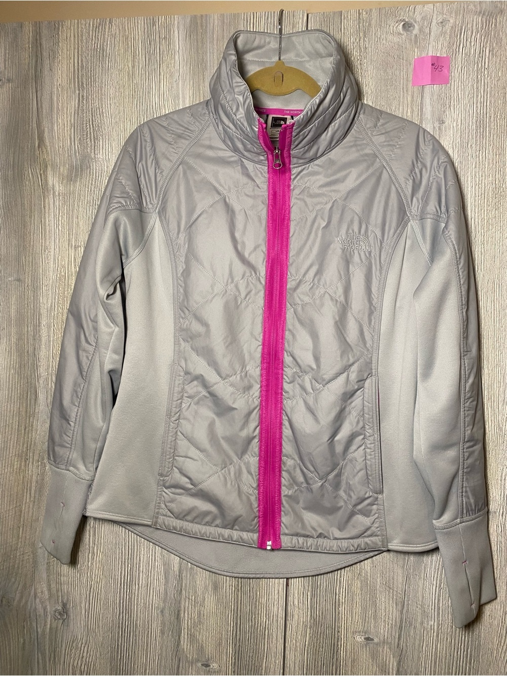 The North Face Light Gray Puffer Jacket with Pink Zipper